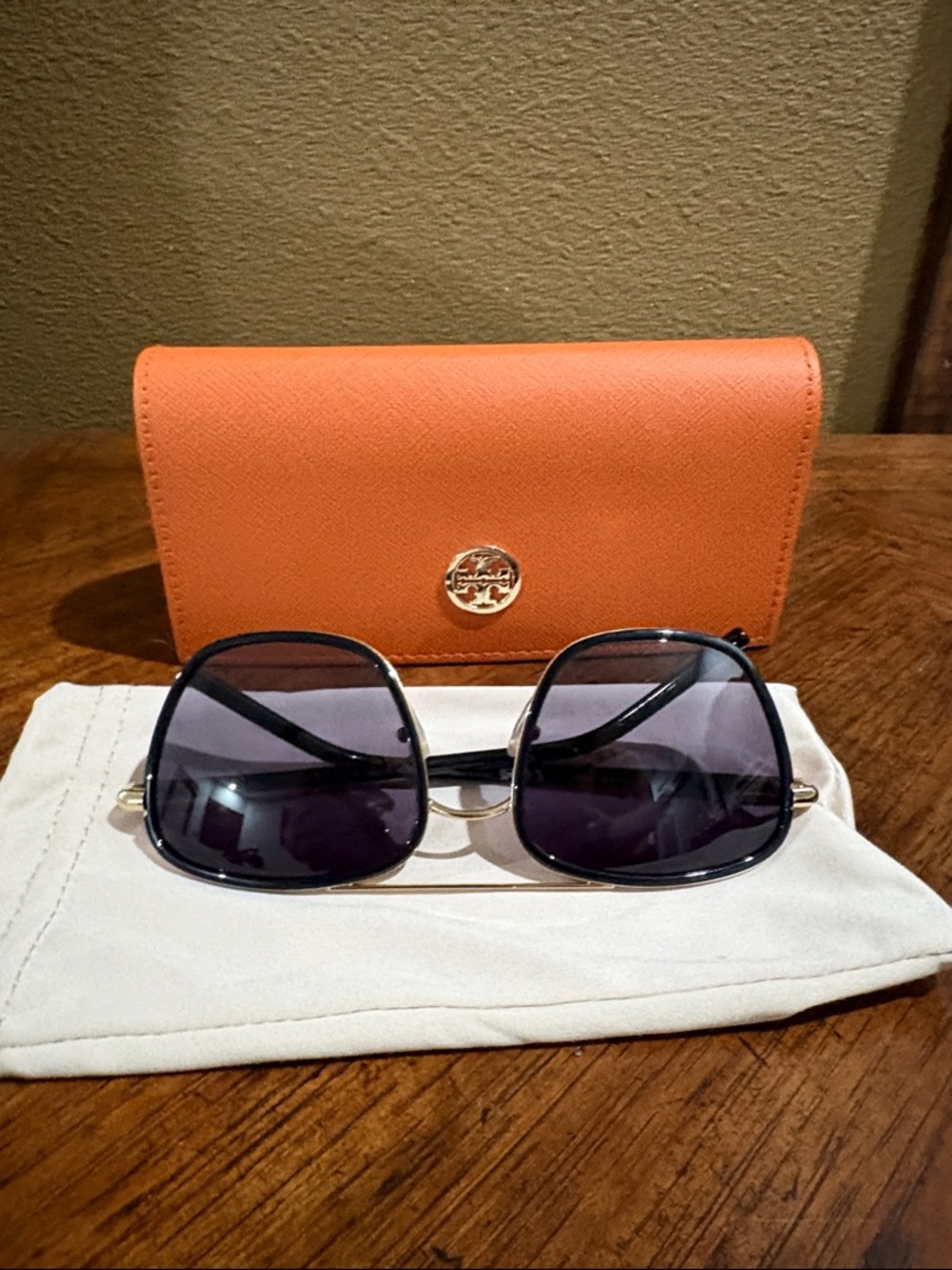 Tory Burch Orange Case with Black Gradient Square Sunglasses